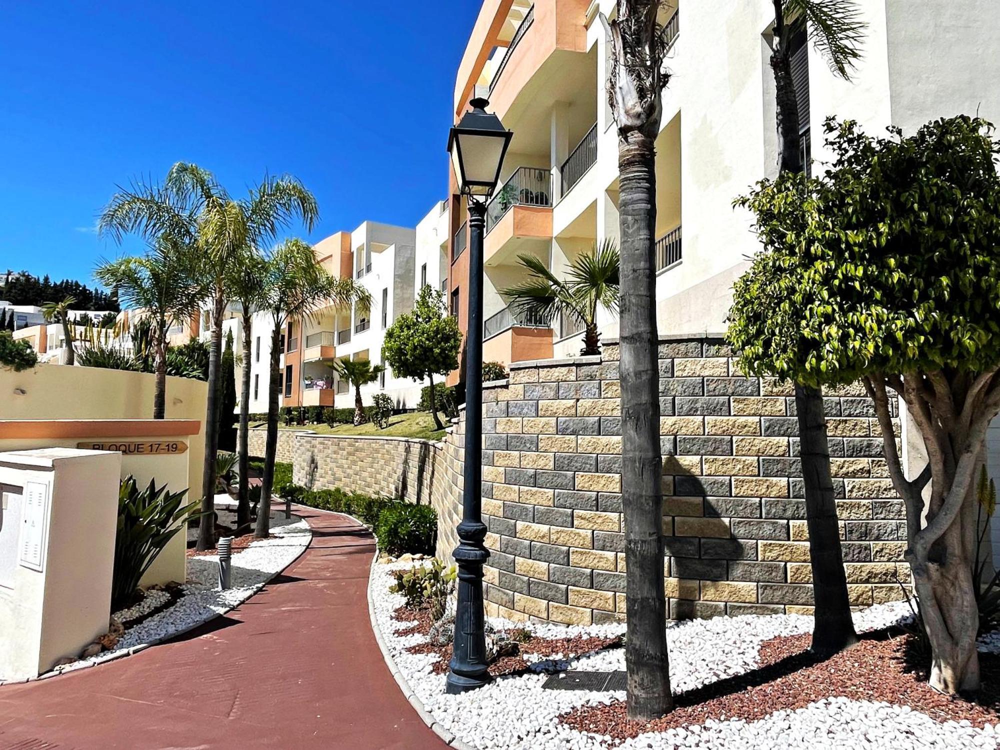 Spectacular Views - Luxury Apartment In Resort - Marbella Hills Εξωτερικό φωτογραφία